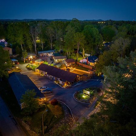Cedarwood Inn Hendersonville Eksteriør bilde