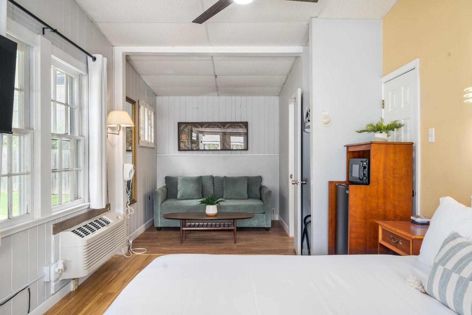 Cedarwood Inn Hendersonville Eksteriør bilde