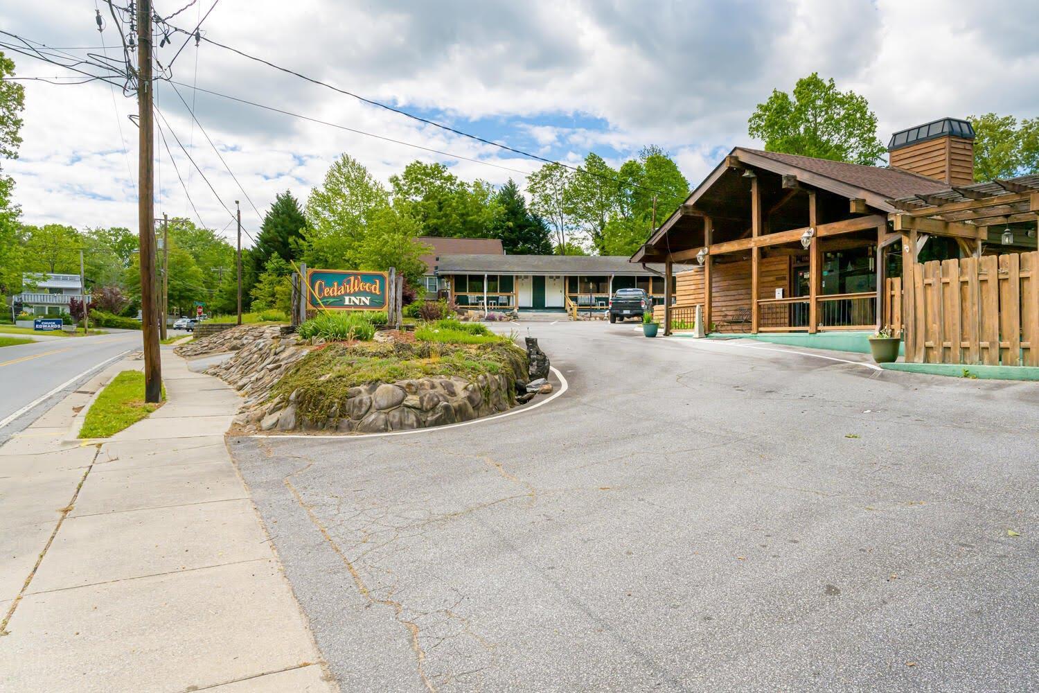 Cedarwood Inn Hendersonville Eksteriør bilde