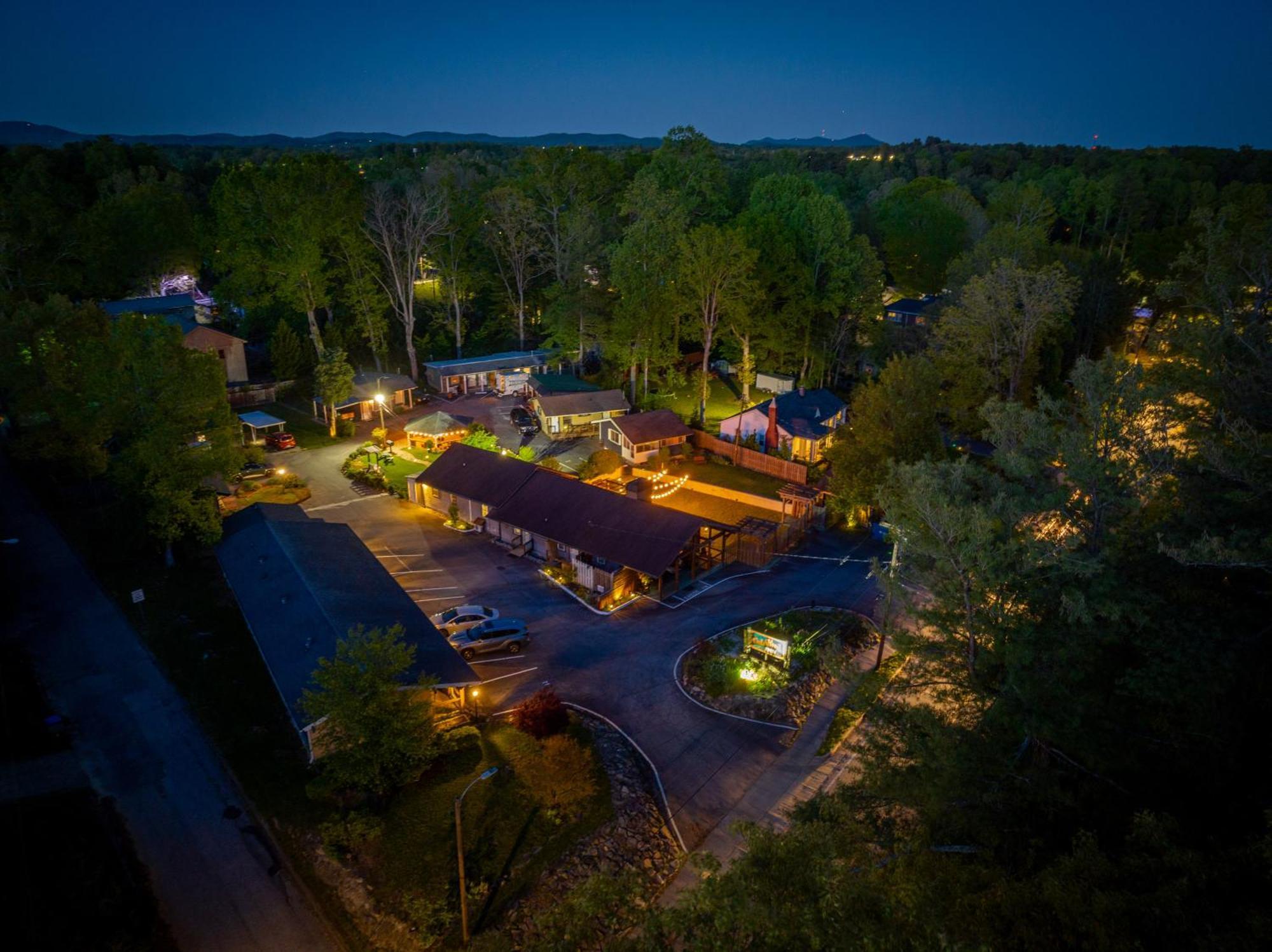 Cedarwood Inn Hendersonville Eksteriør bilde