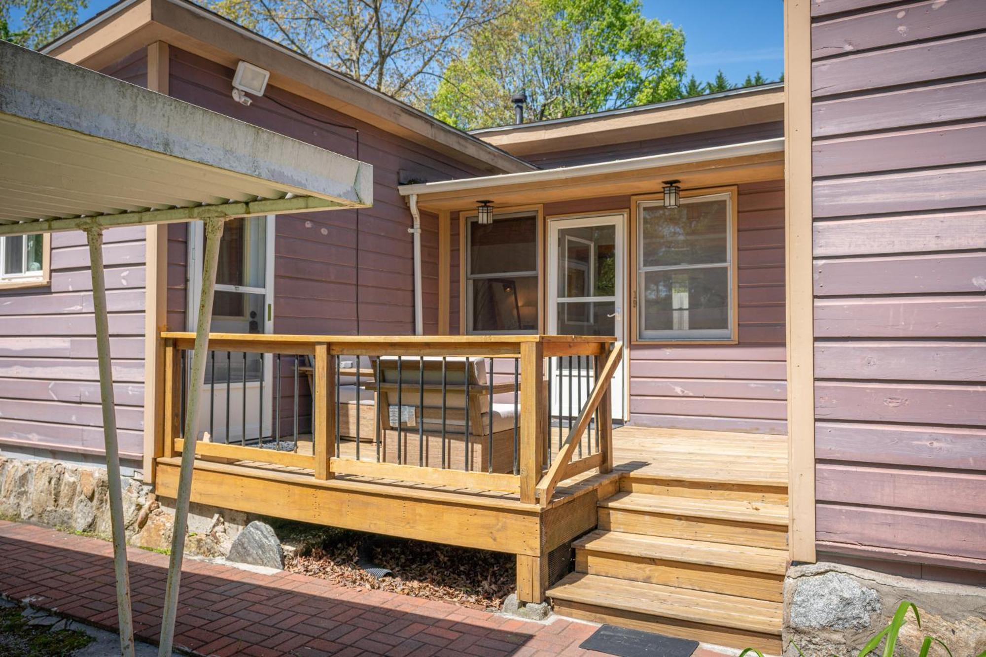 Cedarwood Inn Hendersonville Eksteriør bilde