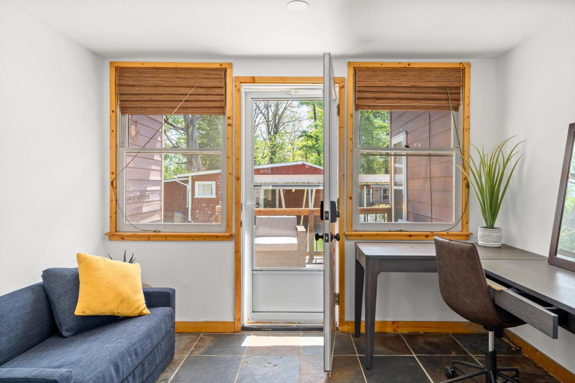Cedarwood Inn Hendersonville Eksteriør bilde