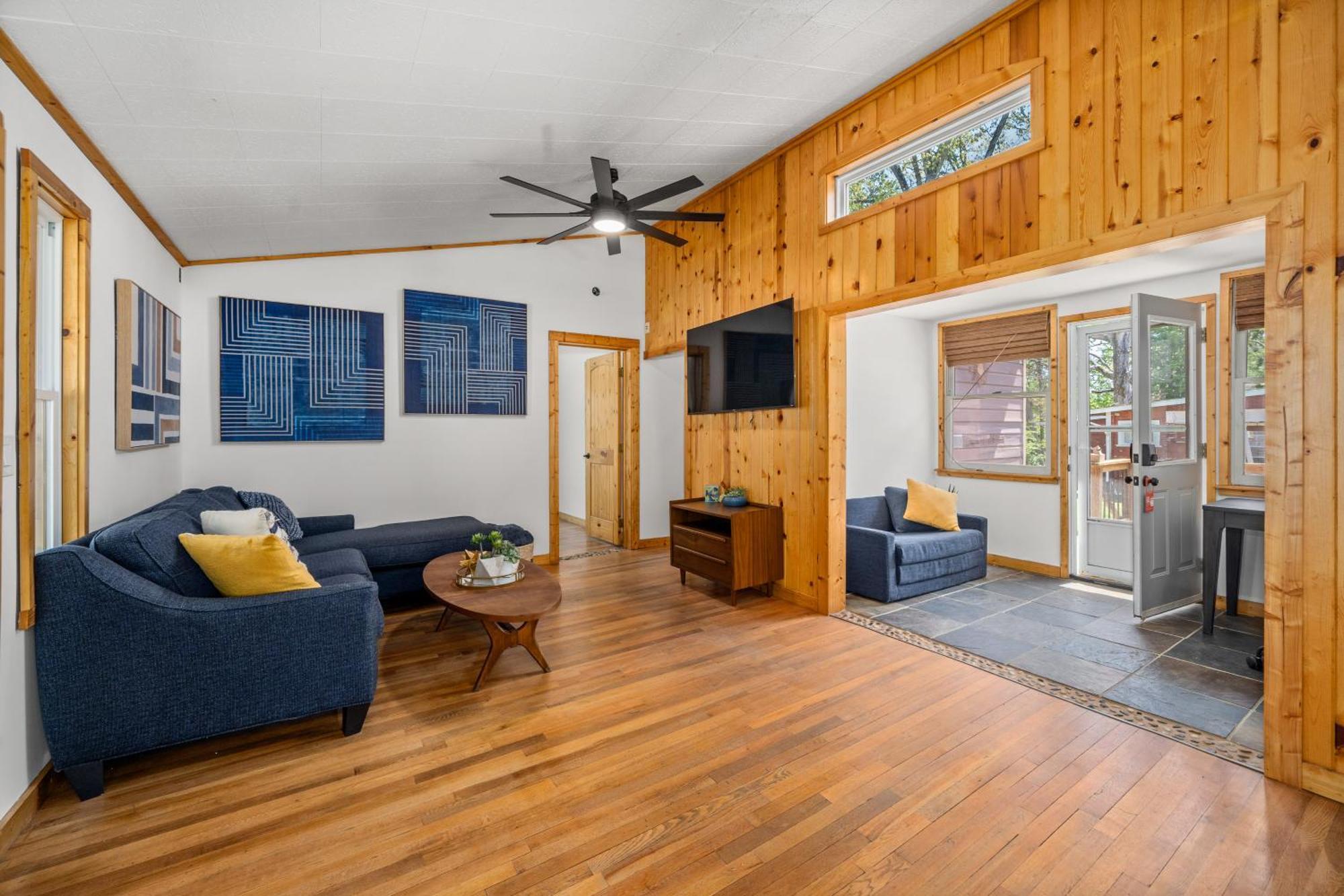 Cedarwood Inn Hendersonville Eksteriør bilde
