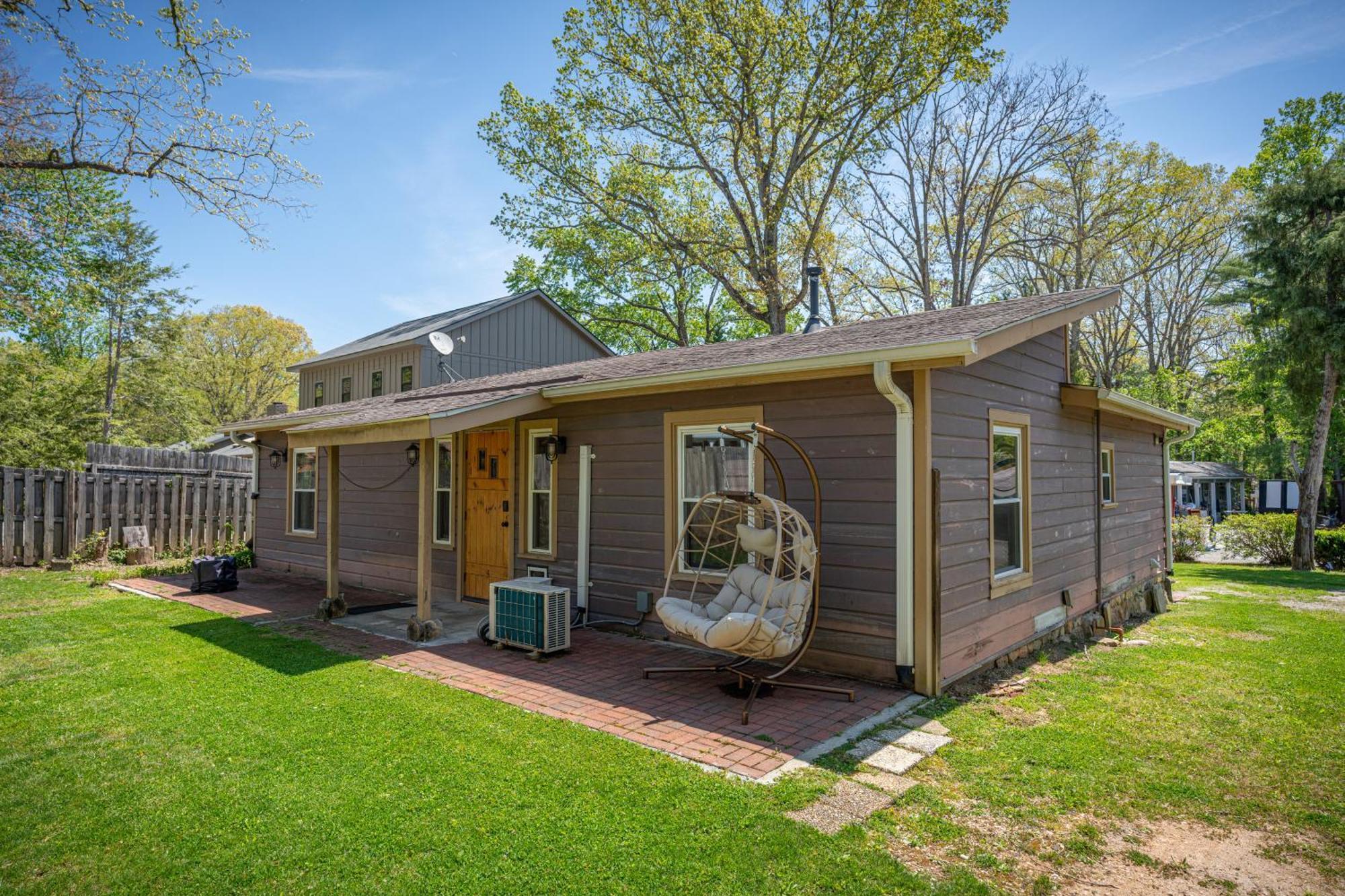 Cedarwood Inn Hendersonville Eksteriør bilde